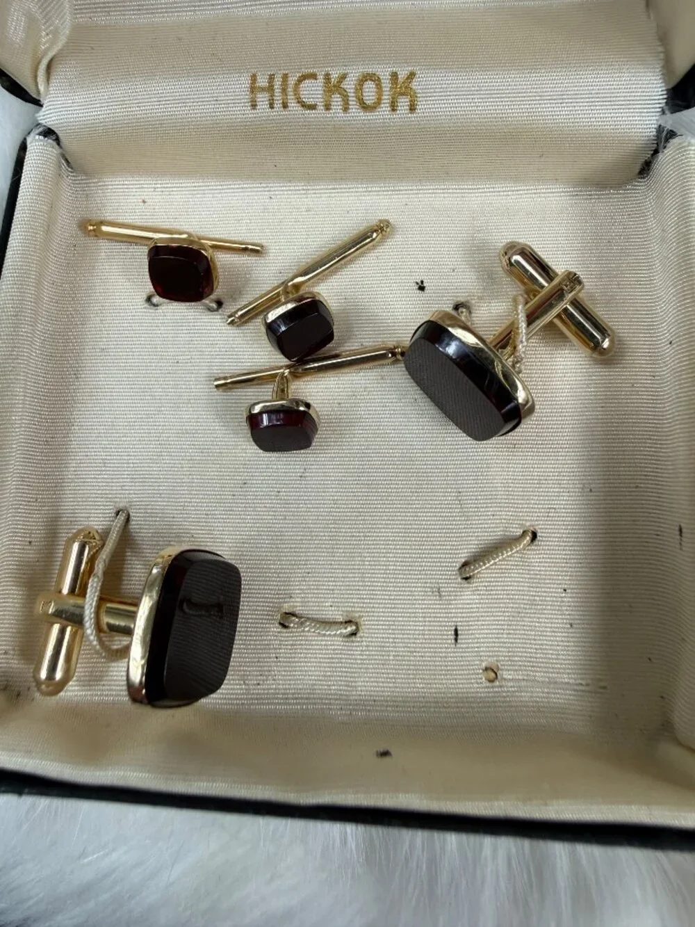 Vintage Hickok Red Glass & Gold Tone Cuff Link Box Set